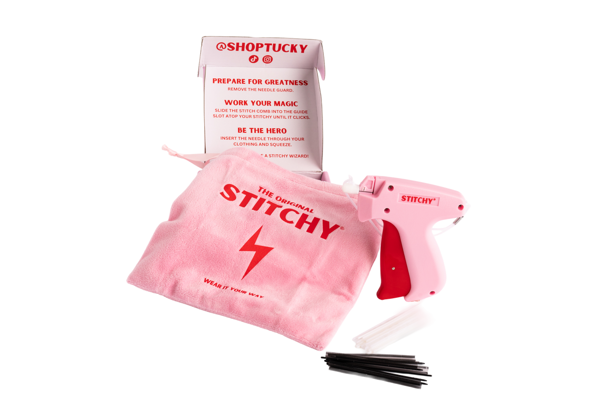 Stitchy tagging tool kit with white and black fasteners and travel pouch